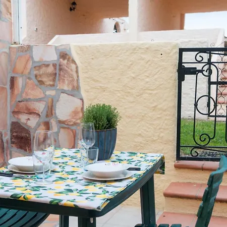 Casa Poseidonia Apartment Agrustos